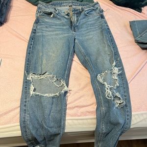 Women’s American Eagle jeans